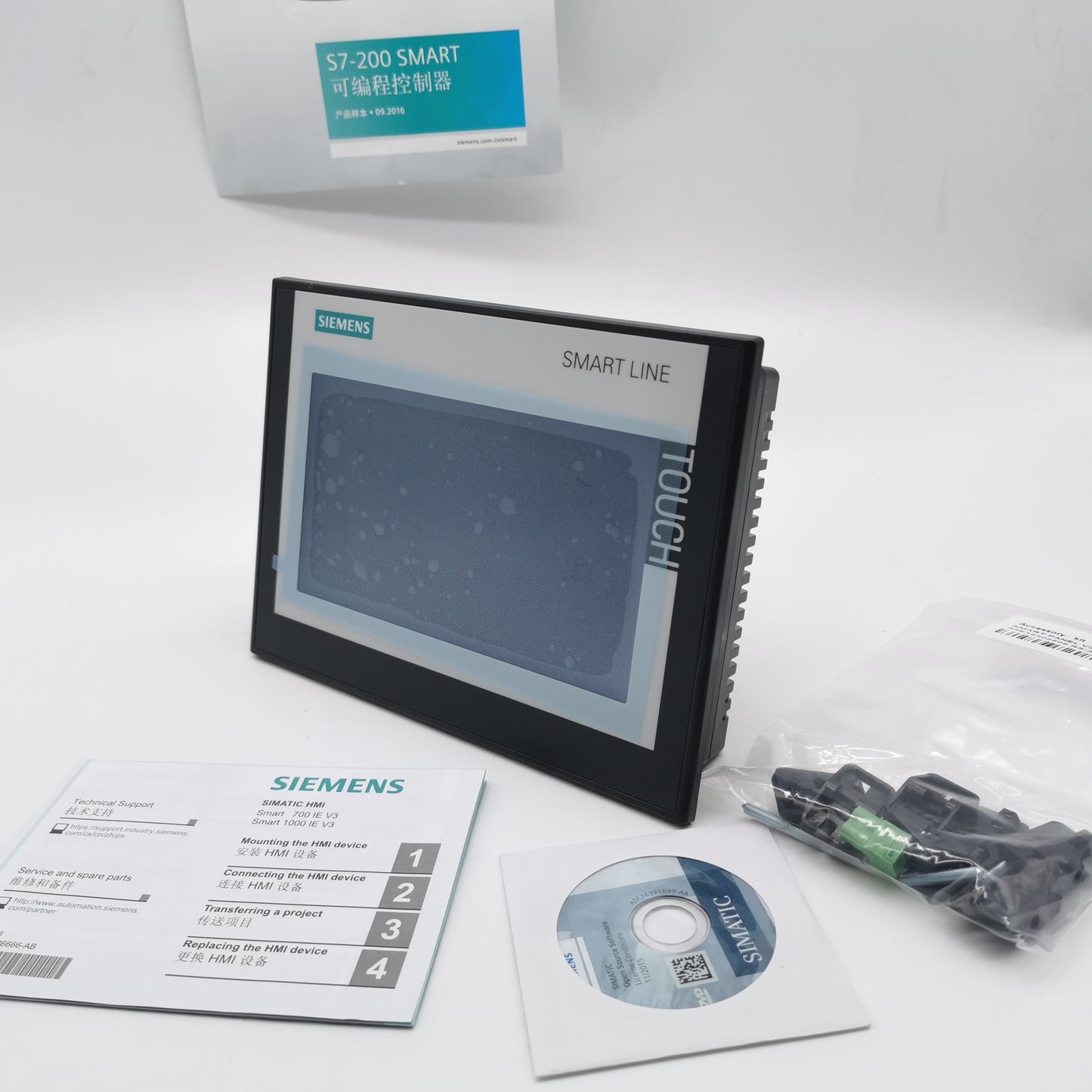 Siemens 6AV6648-0CC11-3AX0 SIMATIC HMI SMART 700 IE V3